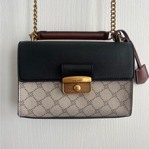 Nine West Black and Cream Crossbody Bag